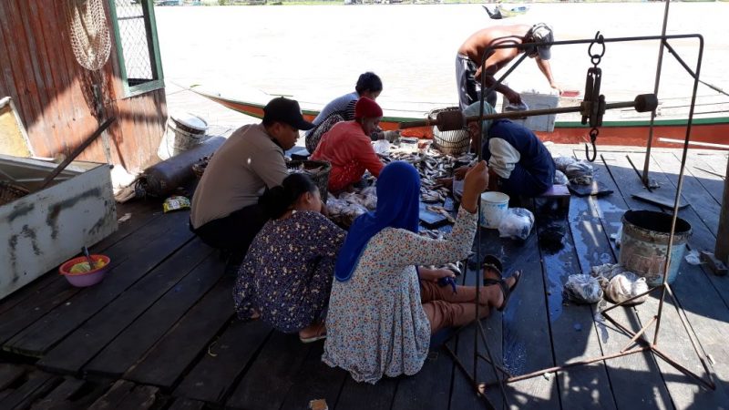 PATROLI DIALOGIS DALAM RANGKA MENJAGA SITUASI YANG KONDUSIF DI WILAYAH HUKUM POLSEK PENYINGGAHAN