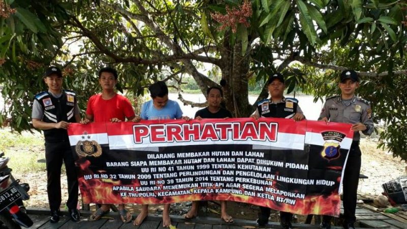 POLSEK PENYINGGAHAN BERIKAN HIMBAUAN DAN LARANGAN KARHUTLA KEPADA MASYARAKAT