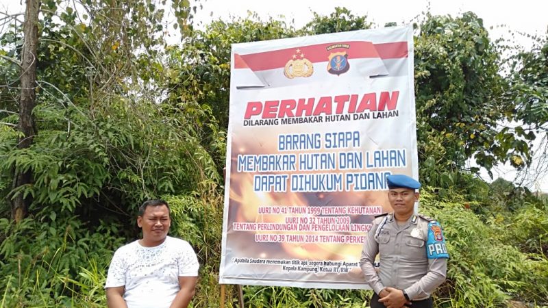 Cegah kebakaran hutan, anggota polsek siluq ngurai sampaikan himbauan kepada masyarakat