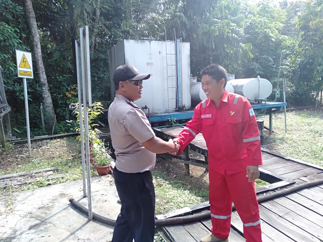 UCAPAN TERIMAKASIH PLN KE POLSEK SILUQ NGURAI