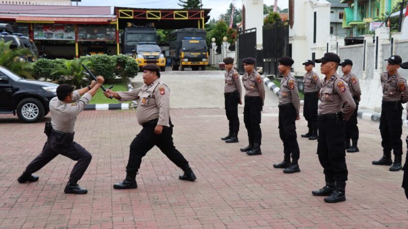 Sat Samapta Polres Kubar Gelar Latihan Drill Borgol dan Tongkat