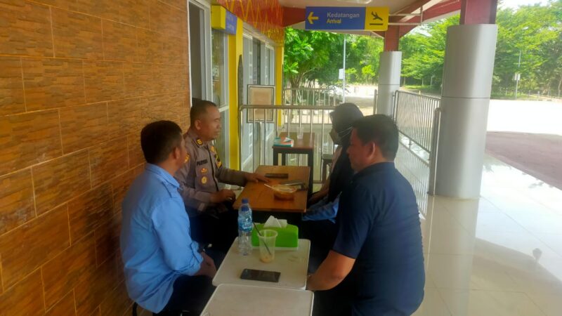 Jumat Curhat Bag Ren Polres Kutai Barat Bersama masyarakat