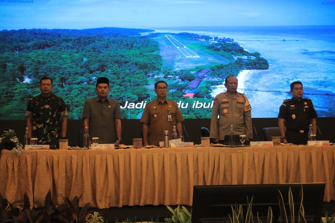 Jelang Pemilu 2024, Kapolda Hadiri Rakor Bersama Forkopimda se-Kaltim