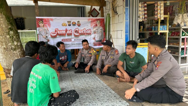 Polsek Bongan Melaksanakan Jumat Curhat Dengan Masyarakat Sekitar Polsek