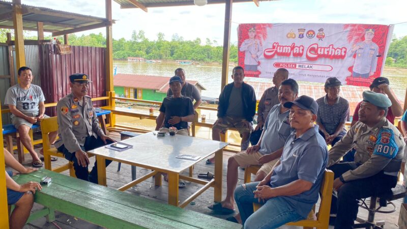 Kapolsek Melak Dengar Keluhan Masyarakat Dengan Melalui Jumat Curhat