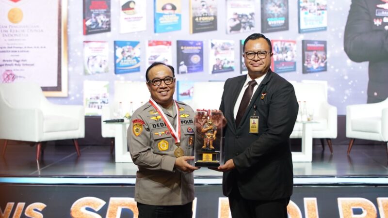 *Bedah Buku As SDM Pol, Meritokrasi Jabatan Fungsional di Lingkungan Polri guna Mewujudkan SDM Unggul Mendapat Apresiasi Tinggi Para Pembicara*