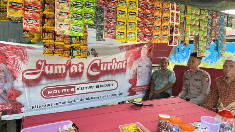 Gelar Kegiatan Jumat Curhat, Kapolsek Damai Dengarkan Keluhan Masyarakat