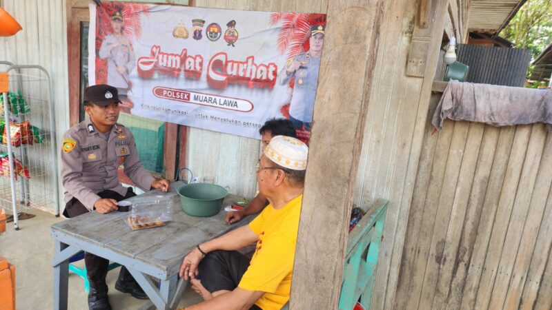 Polsek Muara Lawa Melaksanakan Jumat Curgat, Dengar Keluhan Masyarakat