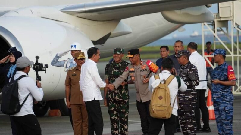 Kembali Kunjungi Kaltim, Kapolda Bersama Pj. Gubernur dan Pangdam VI/MLW Sambut Kedatangan Presiden Jokowi