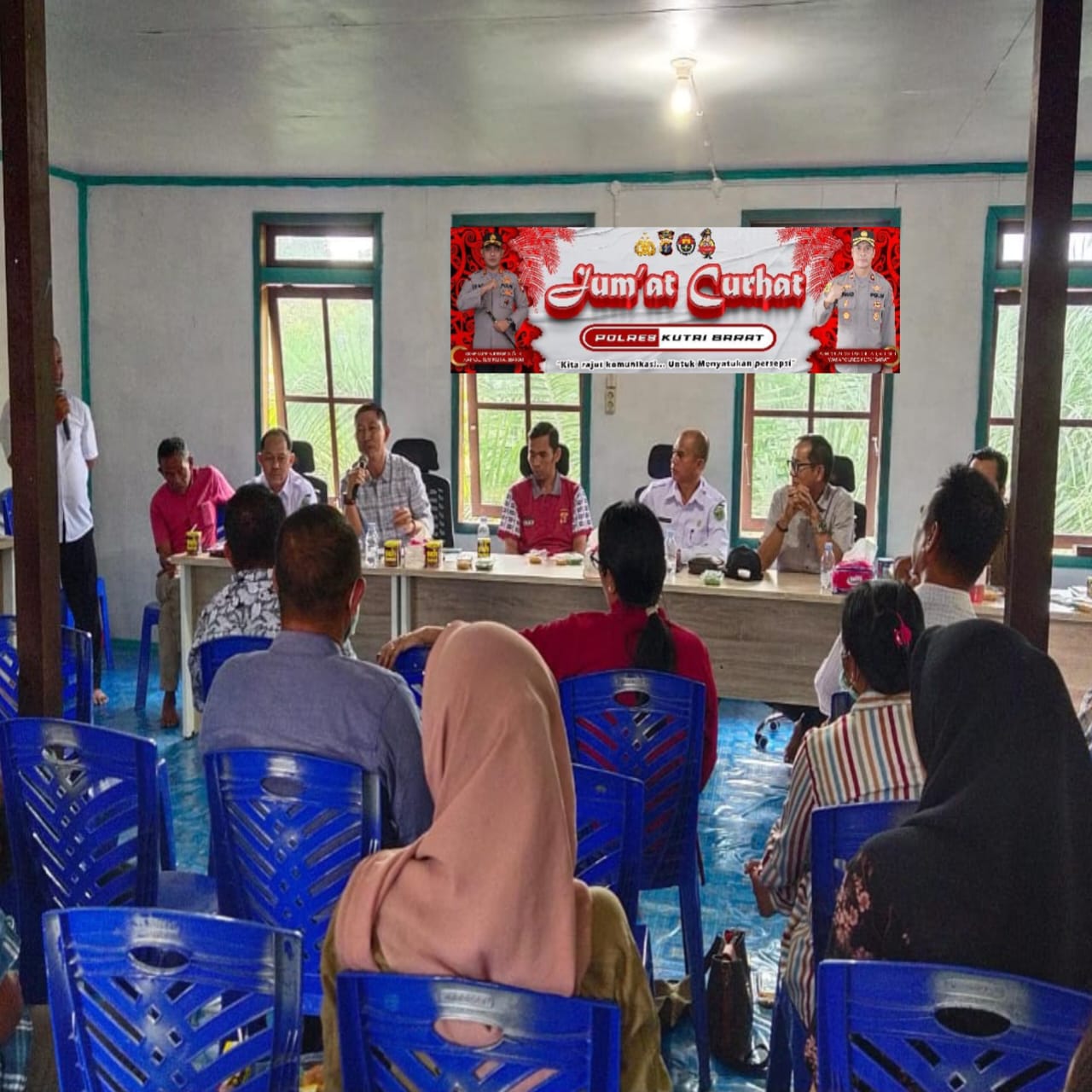 Polsek Jempang Laksanakan Giat Jumat Curhat Dengan Masyarakat