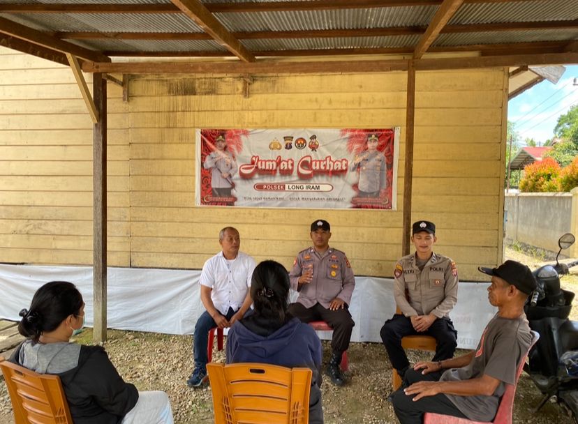 Polsek Long Iram Laksanakan Program Kapolri Jumat Curhat Dengan Masyarakat