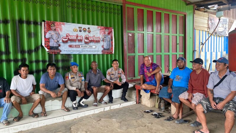 Polsek Muara Lawa melaksanakan kegiatan Jumat Curhat