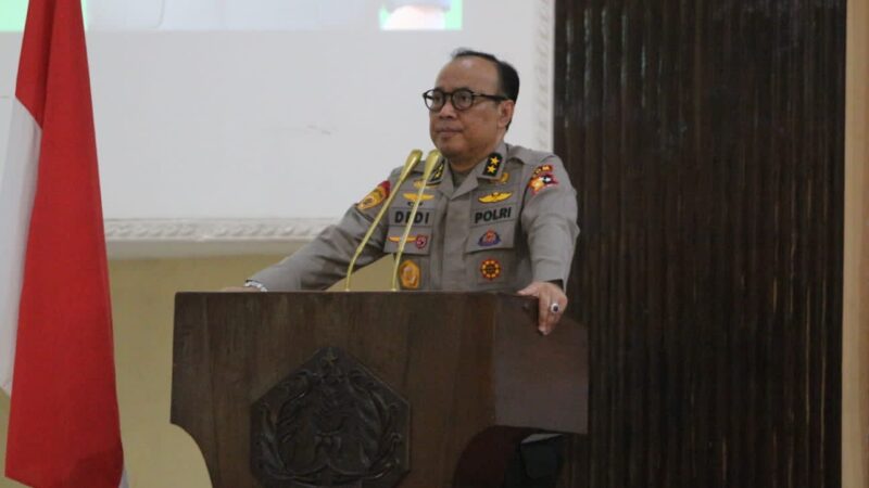 Asisten Kapolri Bidang SDM, Irjen Pol Dedi Prasetyo pesankan siswa Bintara gelombang II tahun 2024 jalin persaudaraan untuk NKRI