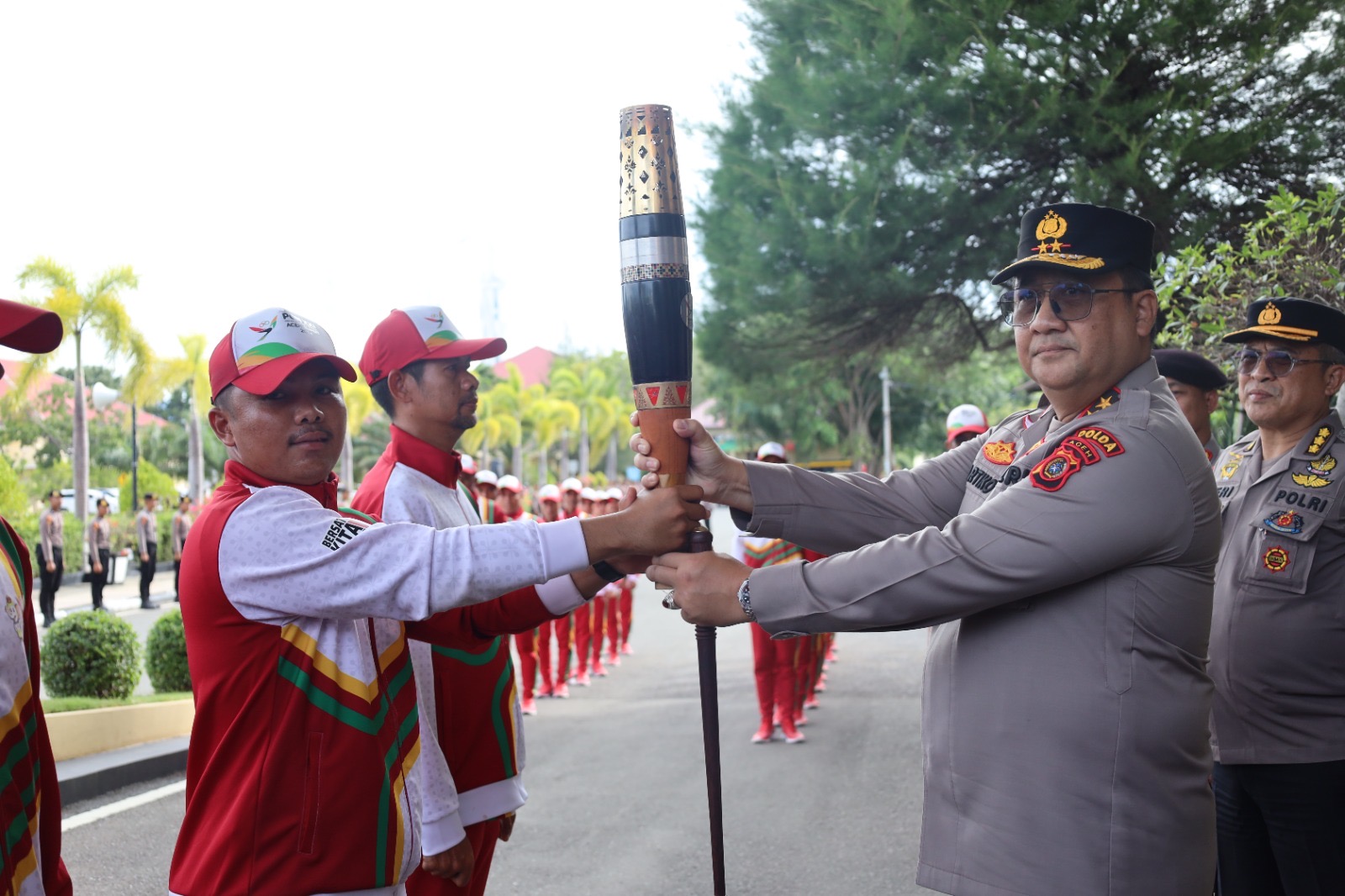 298 Atlet dan Official Polri Memeriahkan PON XXI, Ketua Harian Komite Olahraga Polri : Cetak SDM Polri Unggul melalui Olahraga