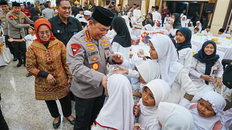 Berbagi Takjil dan Buka Puasa Bersama, Kapolri Perkuat Sinergi dengan Media dan Masyarakat