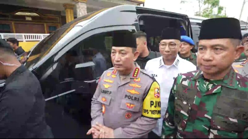 Kapolri Berikan Penghargaan Rekpro Bintara ke Daffa, Sepupu Almarhum Briptu Ghalib