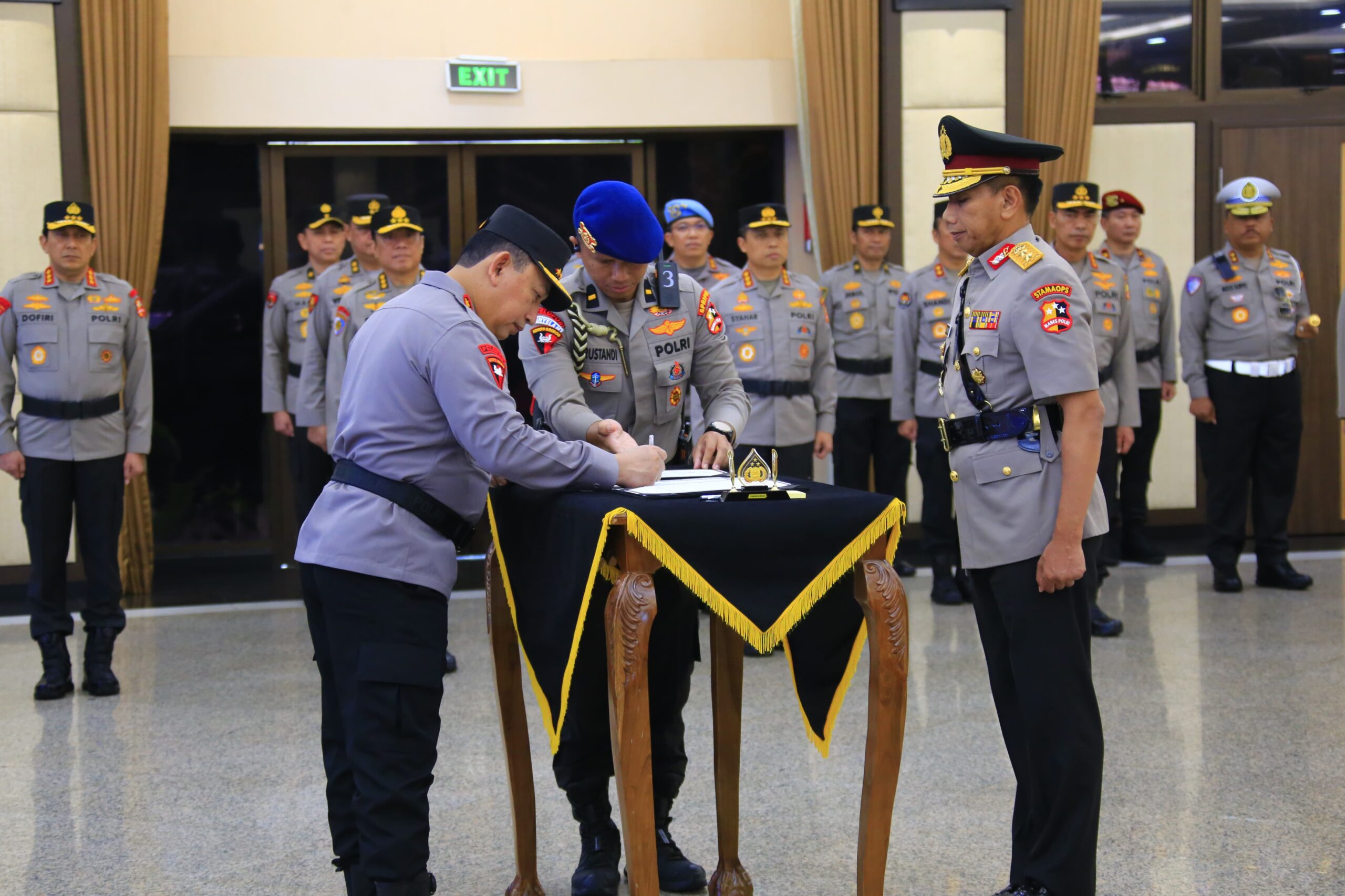 Polri Lakukan Mutasi dan Promosi Jabatan untuk 49 Pati dan Pamen, Termasuk Jabatan Kapolda Jabar