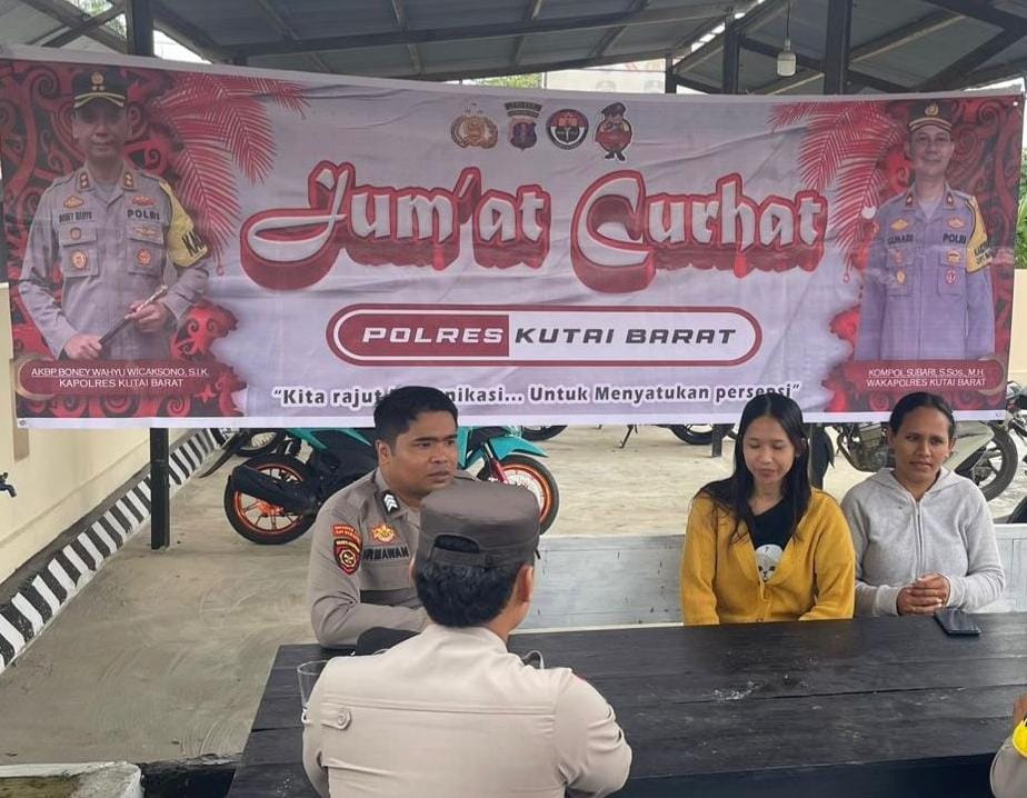 Polsek Barong Tongkok Gelar Jumat Curhat Bersama Warga Kampung Rejo Basuki